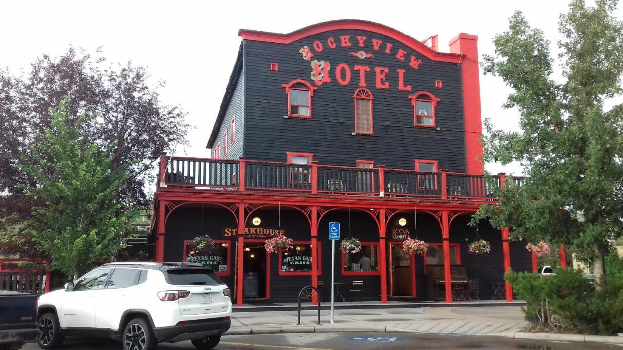 The Cochrane Rockyview Hotel Esterno foto